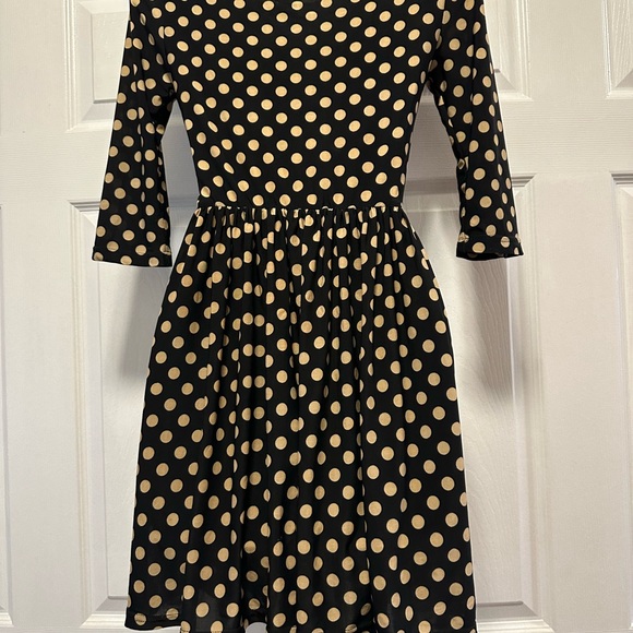 Forever 21 Polka Dot dress. Black with gold polka dots.size small - Picture 2 of 4